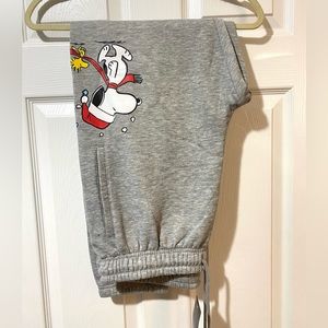 BRAND NEW - Snoopy Scarf Sharing Cinched Sweatpants.